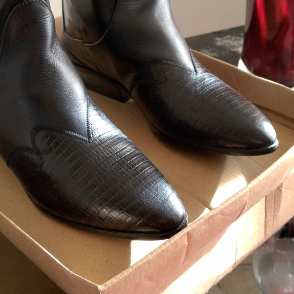 Boots - Picture 2 of 3